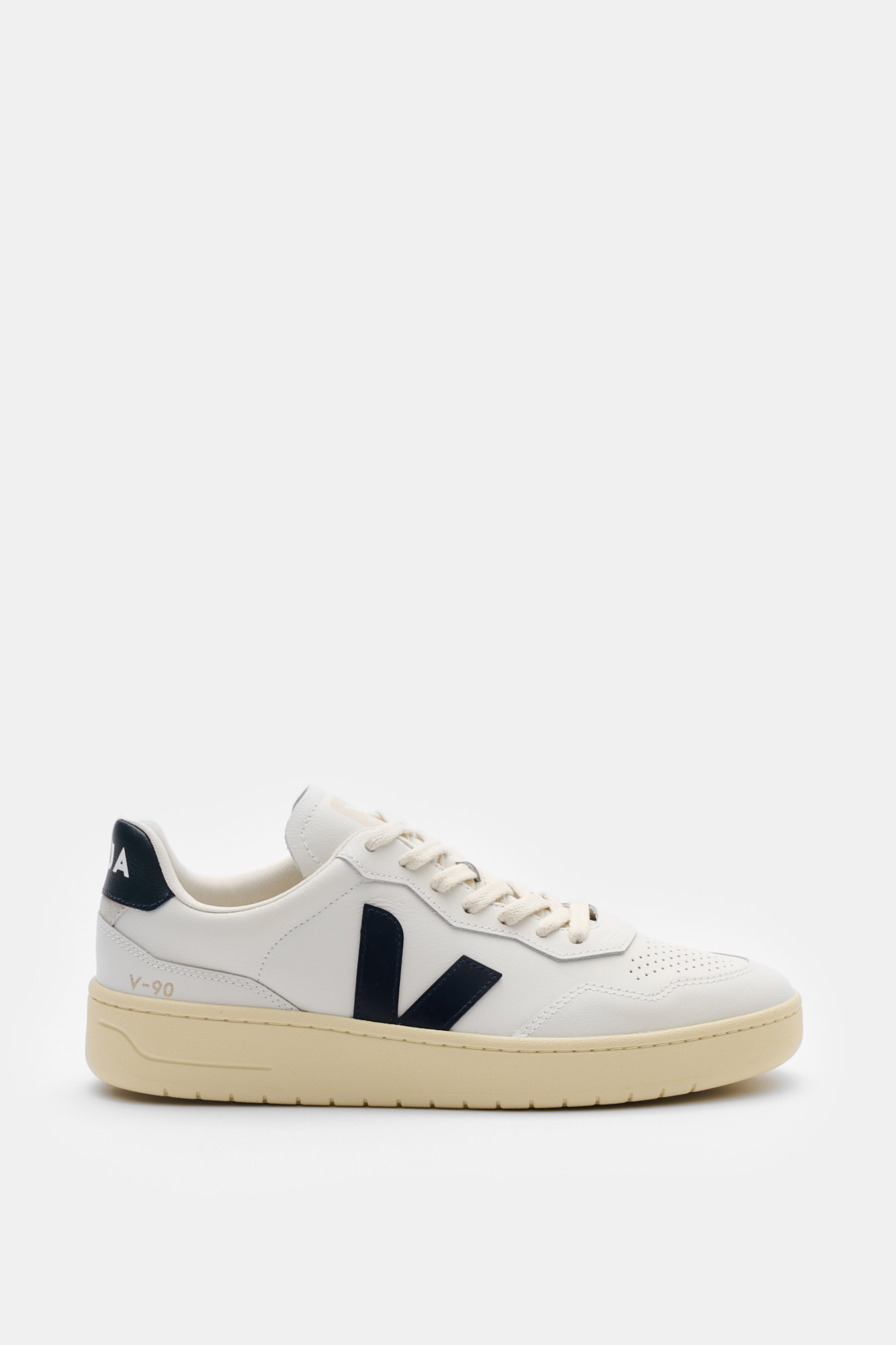 Veja Sneaker 'V-90 O.T. Leather' offwhite/navy