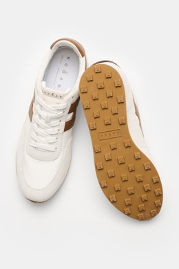 Hogan Sneaker 'Allacciato' braun/hellgrau, Velours- und Glattleder, 7-Loch-Schnürung, gepolsterter Schaftrand, Memory Foam, Profilsohle, von oben und Sohle sichtbar.