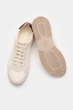 Brunello Cucinelli Sneaker offwhite/hellgrau shown from top and sole view, retro style with grainy smooth and suede leather, slim silhouette, seven-hole lacing, leather appliqués, logo-printed heel collar, leather lining, and ribbed rubber outsole, perfec