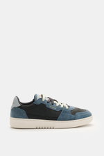 Axel Arigato Sneaker 'Dice Lo' navy/graublau shown from the side, featuring fine nubuck leather and velour overlays, round perforated toe, six-eyelet lacing, AXEL ARIGATO label on the tongue, side perforations, gold label embossing, padded collar, textile