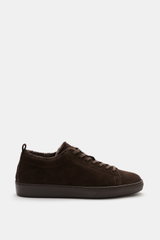 Side view of Henderson Sneaker 'Colby' dark brown in soft suede leather with round toe, seven-hole lacing, logo embossing, lambskin lining, pull tab, and light rubber outsole, ready for cold days.

Description: <p>Ready for cold days: The 'Colby' sneaker 