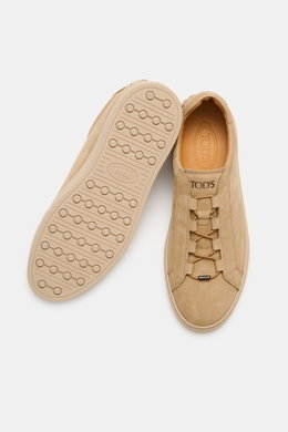 Tod's Slip-on Sneaker beige aus softem Veloursleder, genoppte Gummisohle, elastische Schnürung, Sicht von oben und Sohle unten.