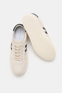Hogan Sneaker 'Allacciato Banda' sand/navy, seitliche und Sohle sichtbar, Glattleder, Veloursleder-Overlays, Memory-Foam-Fußbett, gepolsterter Schaftrand.