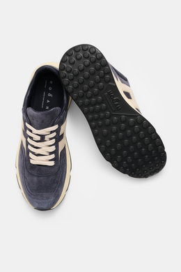 Hogan Sneaker 'Hyperlight Allacciato' graublau/beige, frontale Draufsicht auf Veloursleder, Schnürung, gepolsterter Schaftrand, Memory-Foam-Sohle mit Stollenprofil.