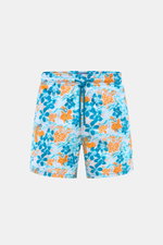 Vorderansicht der Vilebrequin Badeshorts 'Moorea' blau/neonorange gemustert aus leichter Microfaser mit elastischem Bund, Tunnelzug und Mesh-Innenfutter.