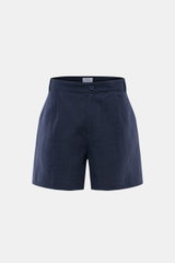 Percival Leinenshorts navy, frontal fotografiert, aus reinem Leinen mit Bundknopf, Reißverschluss, Bundfalte, französischen und paspelierten Taschen.