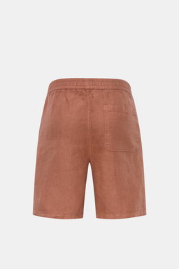 Rückansicht der 04651/ A trip in a bag Leinenshorts rostbraun aus luftigem Leinen mit elastischem Bund, Gesäßtasche und weichem Griff.