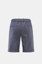 Rückansicht der 04651/ A trip in a bag Shorts navy aus leicht griffigem Leinen-Baumwoll-Denim mit teielastischem Bund, Bundfalte und Leistentaschen.