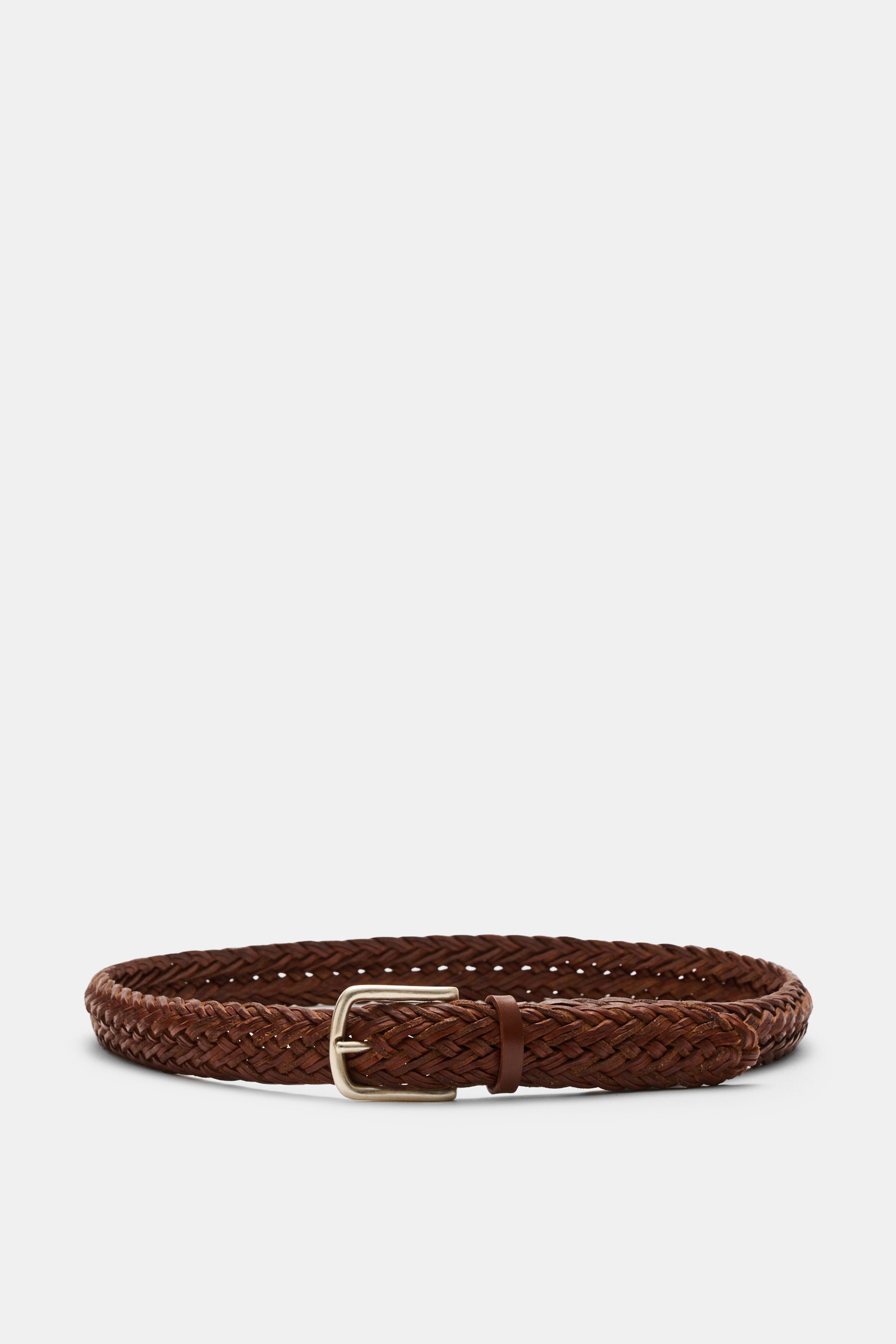 Front view of the Orciani Plaited belt brown, a luxurious leather belt with elegant cowhide, plaited design, brass pin buckle, one loop, made in Italy, width approx. 3 cm.