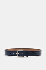 Front-facing view of Fausto Colato Gürtel Bisonleder dunkelblau, a dark blue grained bison leather belt with a brass pin buckle and a single loop, made in Italy, combining practicality and luxury.