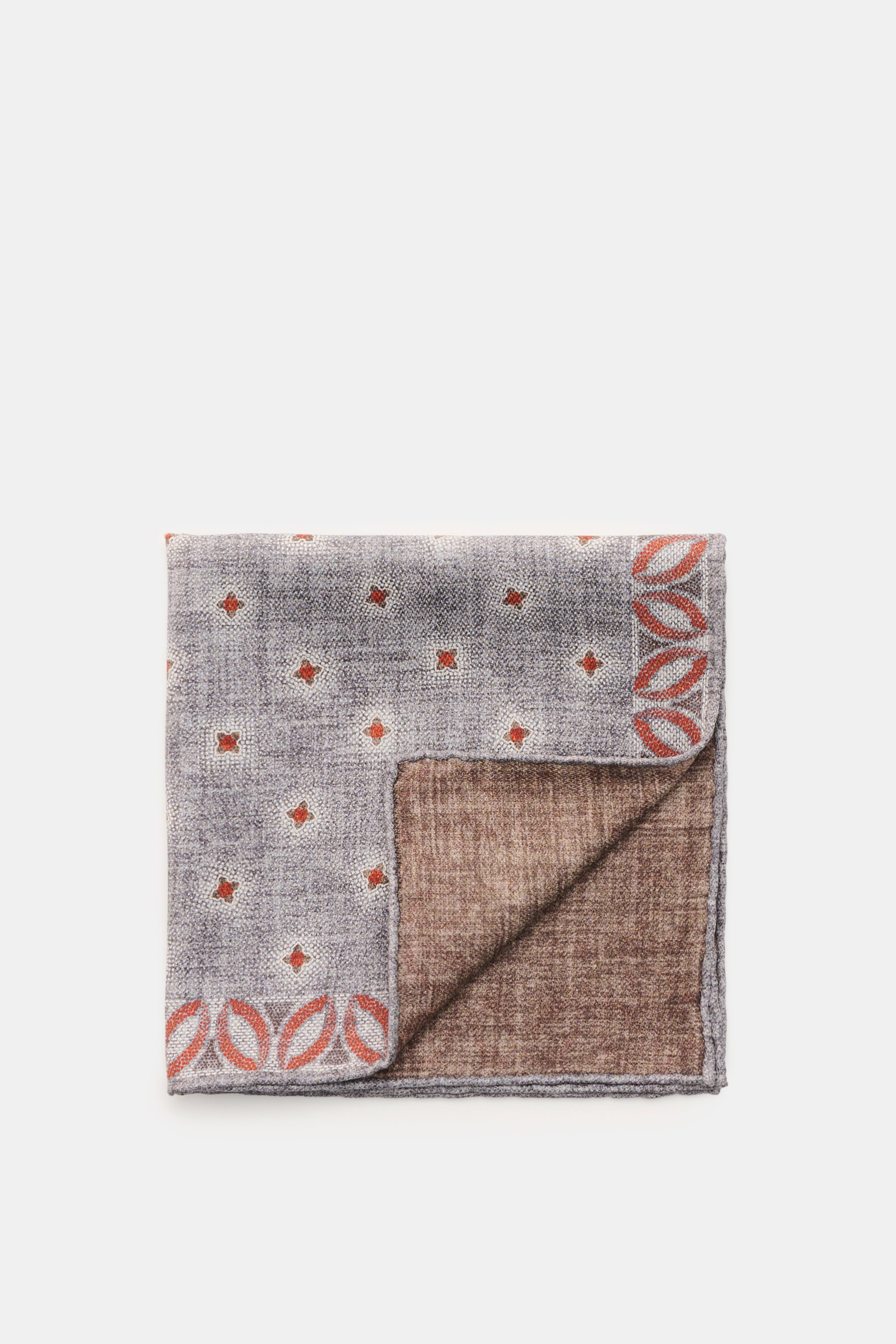 Brunello Cucinelli Seiden-Einstecktuch grau/graubraun/rostbraun gemustert, floral, reine Seide, geschmeidiger Griff, handrollierte Kanten, Made in Italy, ca. 35x35 cm, Draufsicht.