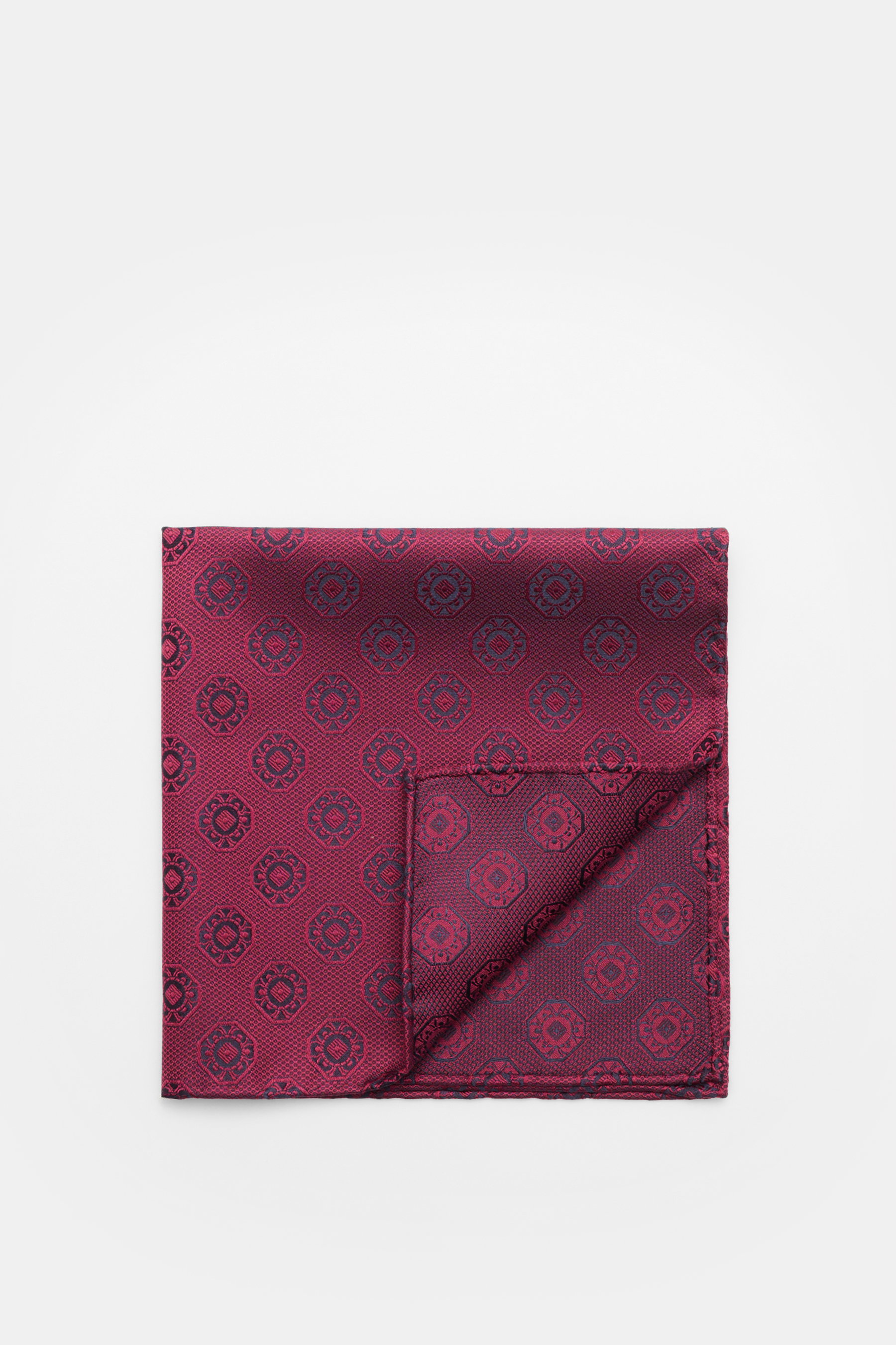 Brunello Cucinelli Seiden-Einstecktuch bordeaux/dark navy gemustert, flach liegend, Medaillon-Webmuster, rollierte Kanten, reine Seide, ca. 34,5x34,5 cm, Made in Italy.
