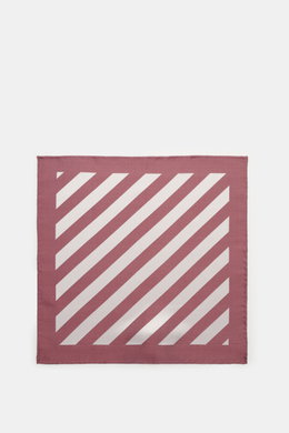 Top-down view of Brunello Cucinelli Seiden-Einstecktuch bordeaux/silbergrau gestreift with elegant diagonal stripes, smooth silk, and rolled edges.

Additional description:
<p>Eleganter Akzent: Das Einstecktuch aus reiner Seide von BRUNELLO CUCINELLI über