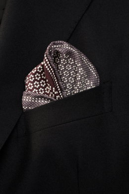 Close-up front view of a Brunello Cucinelli Silk pocket square grey/burgundy pattern in a black jacket pocket, pure silk, smooth feel, graphic micro print, rolled edges, Made in Italy, dimensions approx. 35 cm x 35 cm.