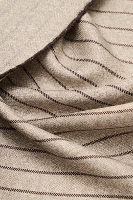 Close-up top-down view of the Brunello Cucinelli Silk pocket square beige/dark brown striped showing fine texture and rolled edges.

<p>Timeless refinement for sophisticated looks: The silk pocket square by BRUNELLO CUCINELLI features an elegant striped p