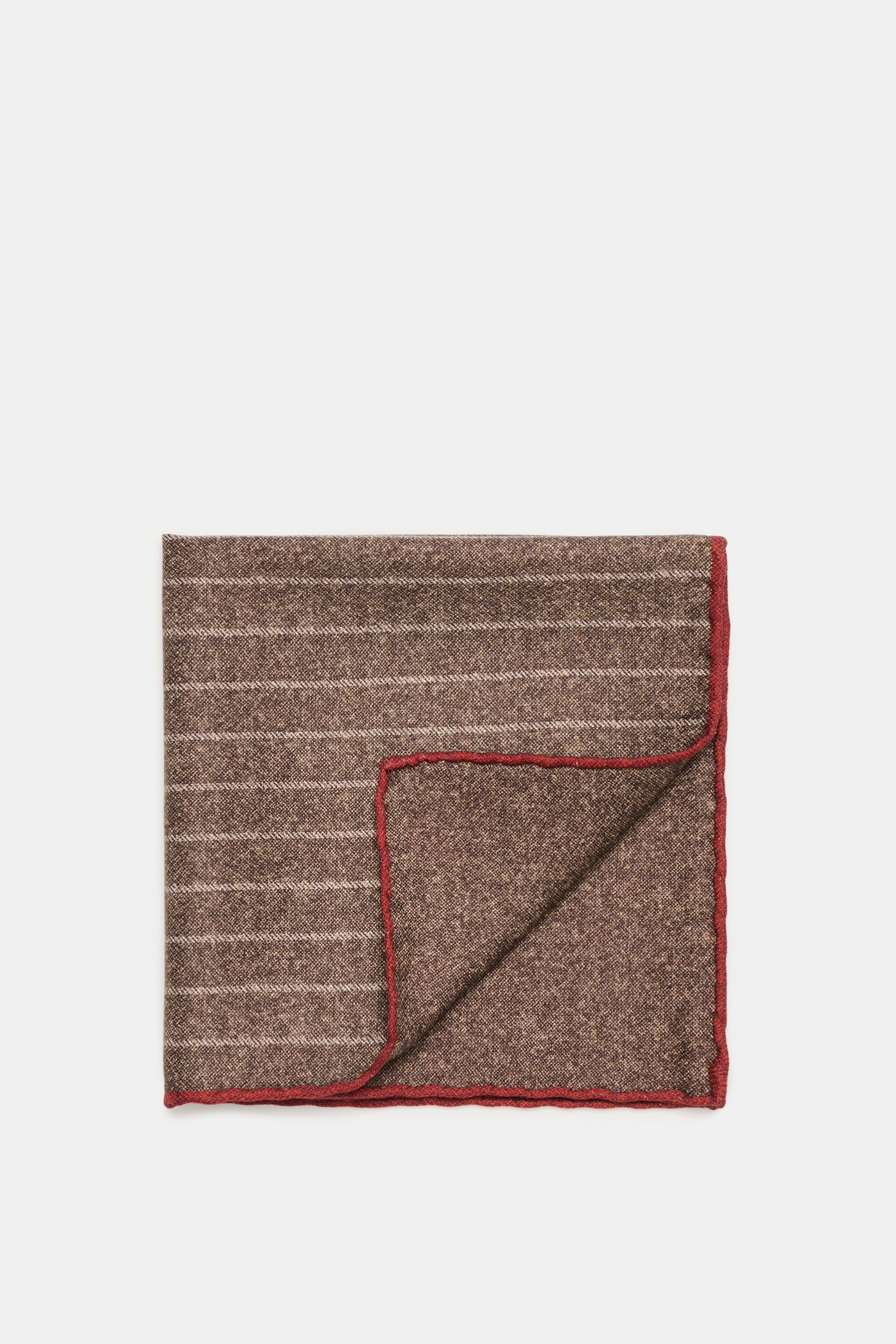 Brunello Cucinelli Silk pocket square brown/beige/reddish brown striped shown from above, folded corner, pure silk, smooth feel, classic striped pattern, rolled edges, Made in Italy, approx. 35x35 cm.