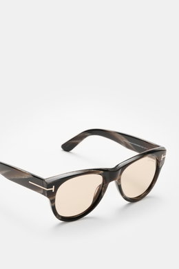 Tom Ford Sonnenbrille 'Burton' schwarz/braun/beige gemustert, leicht gerundete Silhouette, Acetat-Rahmen, photchrome Gläser, 100% UV-Schutz, Frontansicht.