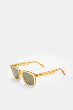 Tom Ford Sonnenbrille 'Dax' gelb/grün im 60er-Jahre Herrenstil, eckiger Acetat-Rahmen, polarisierte Gläser, seitliche Nahaufnahme.