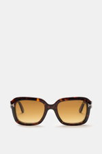 Tom Ford Sonnenbrille 'Natalia' dunkelbraun meliert, eckig, Verlaufsgläser aus Kunststoff, Acetat-Rahmen, Filterkategorie 3, frontale Nahaufnahme
