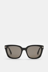 Tom Ford Sonnenbrille 'Haylay' schwarz, Wayfarer-Stil, Acetat-Rahmen, getönte Kunststoffgläser, Frontansicht, 100% UV-Schutz, 14,5 cm breit.