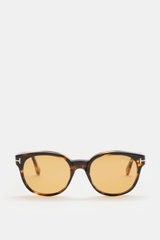 Tom Ford Sonnenbrille 'Mert' dunkelbraun meliert, frontale Ansicht, leicht gerundete Silhouette, melierte Optik, Acetat-Rahmen, getönte Kunststoffgläser, UV-Schutz Filter 3, mit Samt-Hartschalenetui.