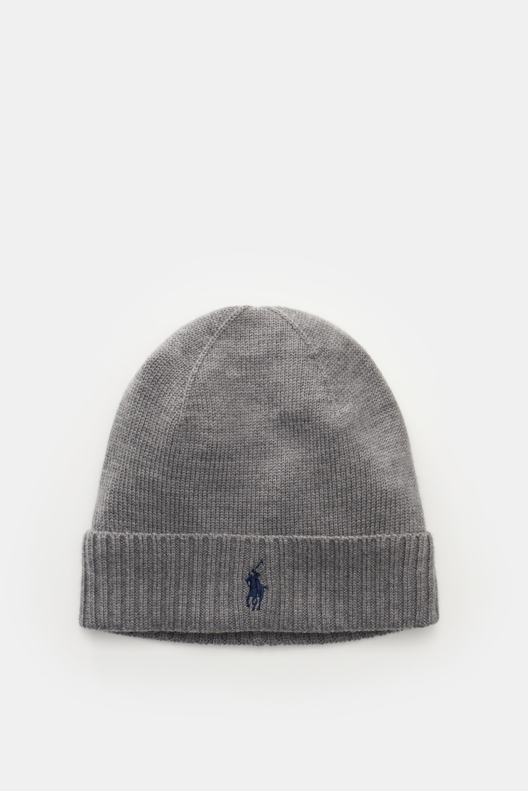 Polo Ralph Lauren Wollmütze grau, sportives Essential aus reiner Wolle, weicher Griff, feiner Strick, breiter Umschlag mit Rippmuster, Polospieler-Stitching, von oben fotografiert.