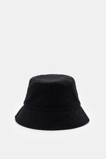 04651/ A trip in a bag Cord Bucket Hat navy aus softem Baumwoll-Cord mit schmaler Krempe und Fleece-Futter, frontal fotografiert.
