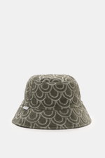 04651/ A trip in a bag Wende-Frottee Bucket Hat graugrün, von vorne fotografiert, Baumwoll-Frottee mit Muster, schmale Krempe, wendbar, soft, mit kleinem Weblabel, Innenfutter aus Seersucker.