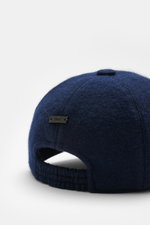 Fedeli Cashmere Baseball-Cap navy aus weichem, reinem Cashmere in Six-Panel-Design, Rückansicht mit elastischem Einsatz und Logo-Patch.