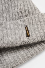 Close-up top-down view of Moorer Cashmere Beanie 'Davis-BC' grey marl showing rib pattern, coarse knit texture, pure cashmere, and very soft touch.