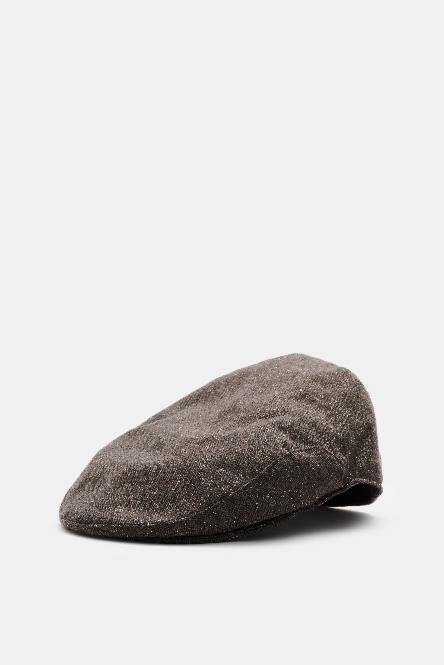 04651/ A trip in a bag Beret dunkelbraun meliert, schräg von vorne, Mix aus Wolle, Microfaser, Baumwolle, weicher Griff, verstärkte Front, tonaler Futterstoff