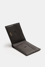 Tom Ford Portemonnaie dunkelbraun aus markant genarbtem Kalbleder, offen stehend, goldfarbene Logo-Prägung, acht Kartenfächer, Schaflederfutter.