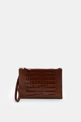Tom Ford Tasche braun aus hochwertigem Kalbleder im Reptilien-Look, mit silberfarbener Messing-Hardware, Logo-Prägung und Trageschlaufe, frontale Perspektive.