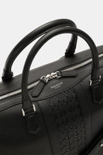 Close-up top-front view of Serapian Shopper schwarz in black cashmere leather with 'Mosaico' style, silver hardware, and robust handles. 

Description: <p>Für diesen luxuriösen Shopper verwendet SERAPIAN feinstes Cashmere-Leder und wurde aufwändig mit dem