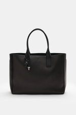 Tom Ford Shopper schwarz, frontal fotografiert, aus genarbtem Kalbleder mit silberner Hardware, Schlüssel-Schloss-Kombination, geräumig und elegant.