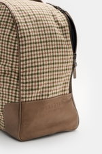 04651/ A trip in a bag Weekender '356-Bag Tweed' beige/braun/grün kariert, Detail seitlich mit Lederboden, brünierter Reißverschluss, griffige Textilhaptik.