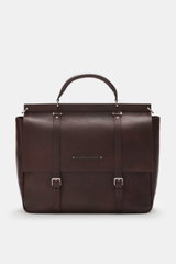 Brunello Cucinelli Weekender dunkelbraun aus edlem Leder, glatte Haptik, silberfarbene Hardware, von vorne fotografiert, robust und vintage-inspiriert.