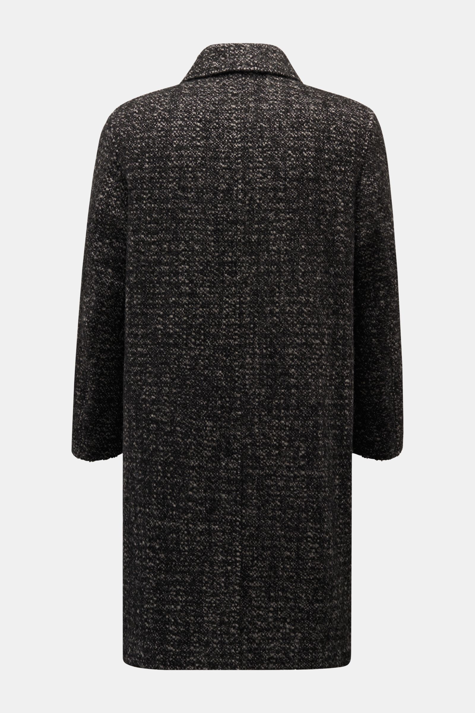 Geschlossener Closed Mantel schwarz/grau von hinten, Slim Fit, Mix aus Wolle und Microfaser, Salt and Pepper-Optik, Umlegekragen, Rückenmittelschlitz.