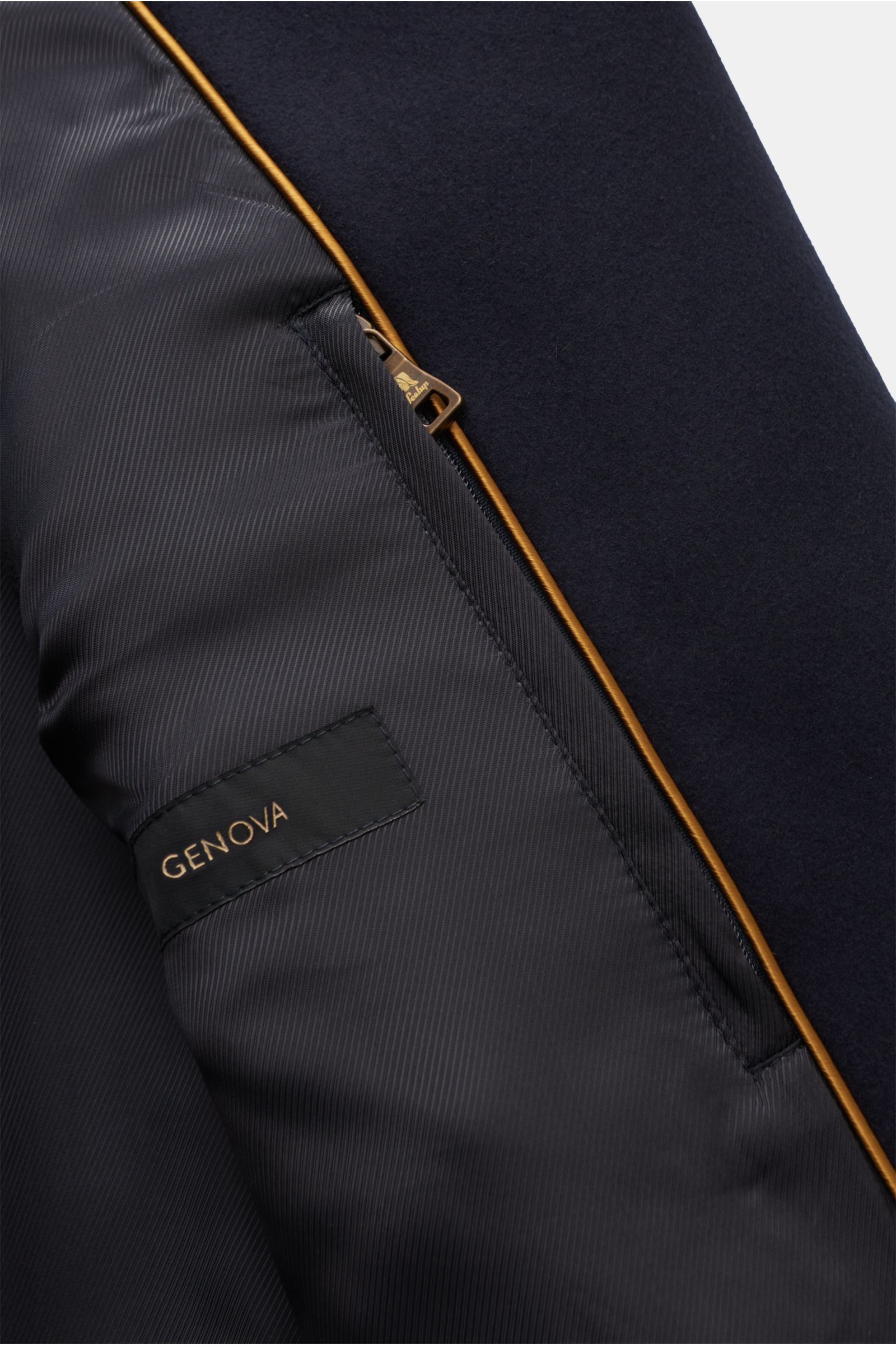 Sealup Caban-Kurzmantel 'Genova Peacoat' dark navy, Detailansicht innen mit weichem Futter, Zipper-Innentasche und Woll-Cashmere-Mix.