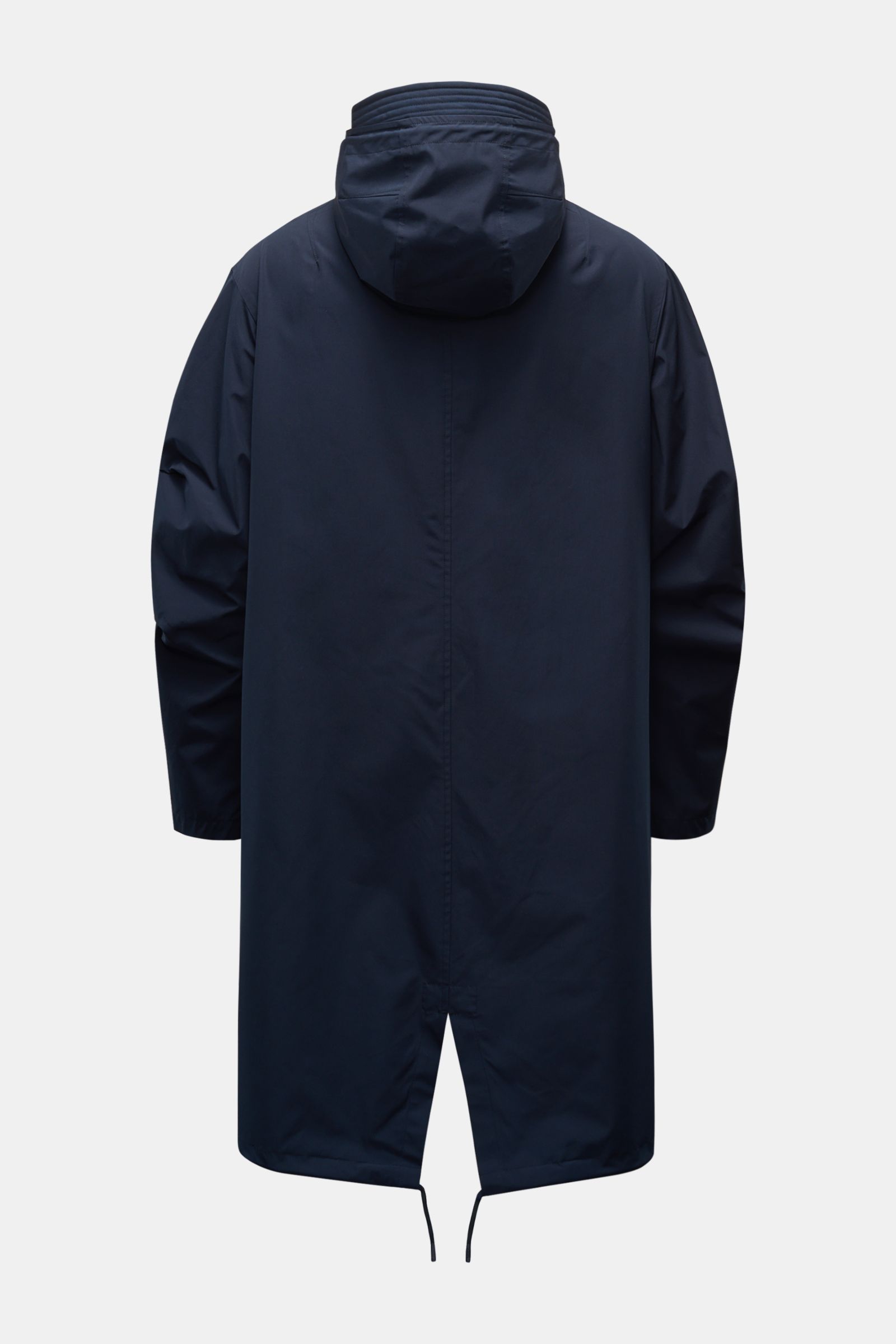 Back view of A.P.C. Parka 'Antonin' navy in lightweight microfiber and cotton fabric, regular fit with hood, fishtail, and snap-button wind flap.  
Der Parka 'Antonin' in leichter Qualität mit dichtem Gewebe aus hochwertiger Microfaser und Baumwolle vo
