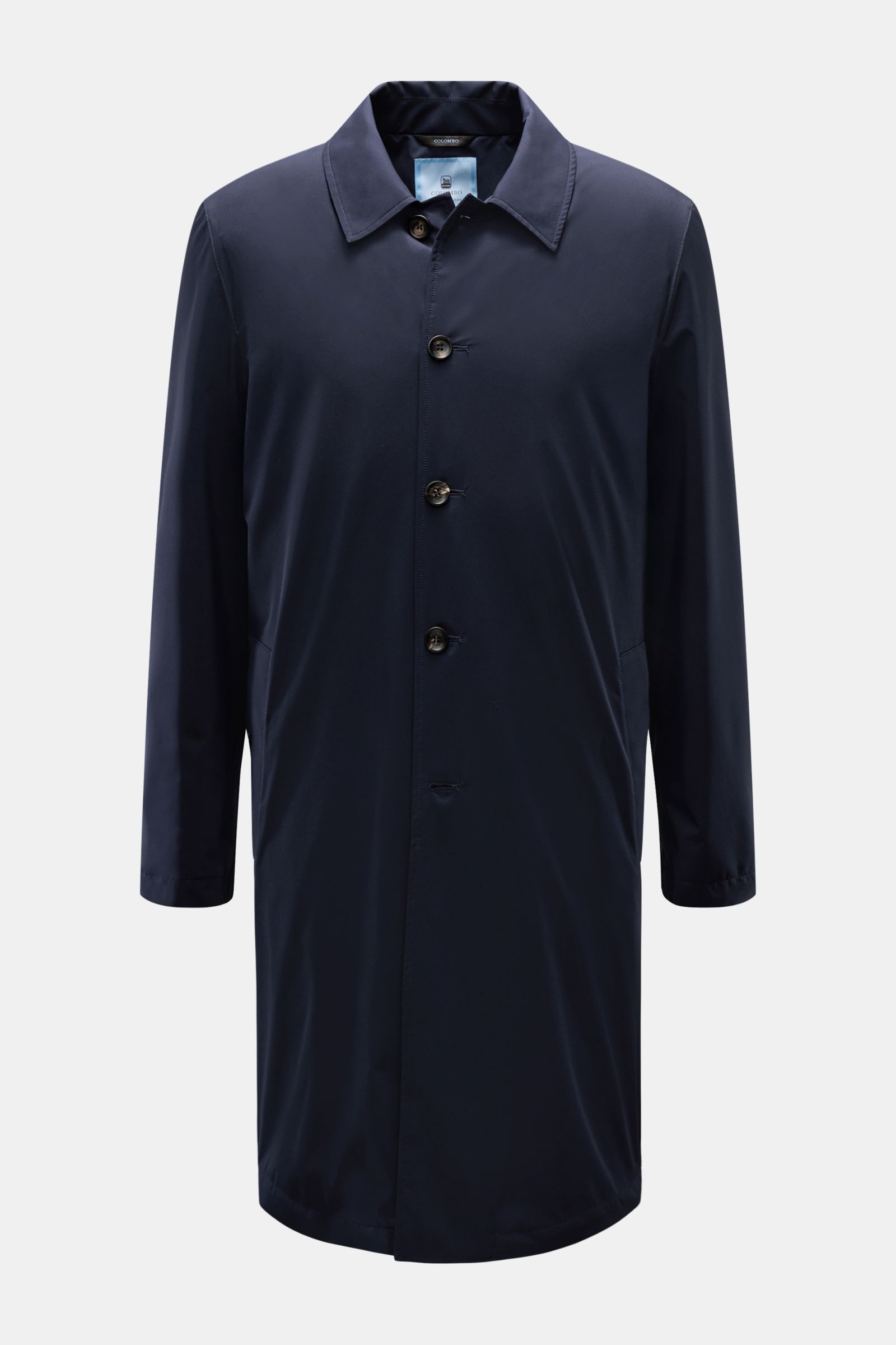 Front view of Colombo Mantel navy, a slim fit coat in high-quality microfiber with a smooth feel, five-button placket, turn-down collar, slanted welt pockets, and soft cashmere and silk lining. Dieser Mantel aus hochwertiger Microfaser vom Traditionsha