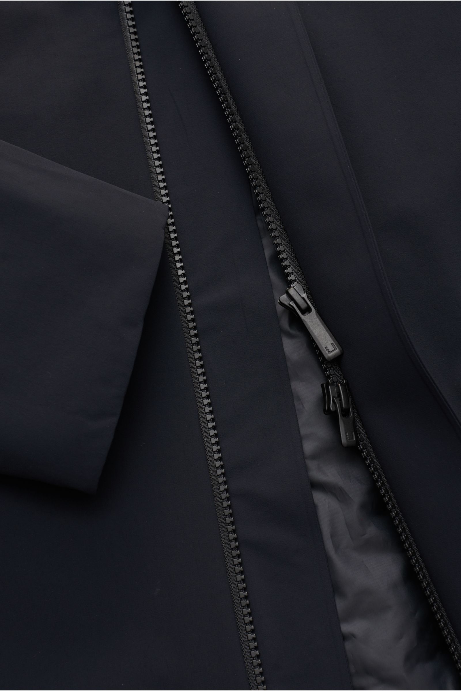 UBR Kurzmantel 'Regulator Coat' schwarz