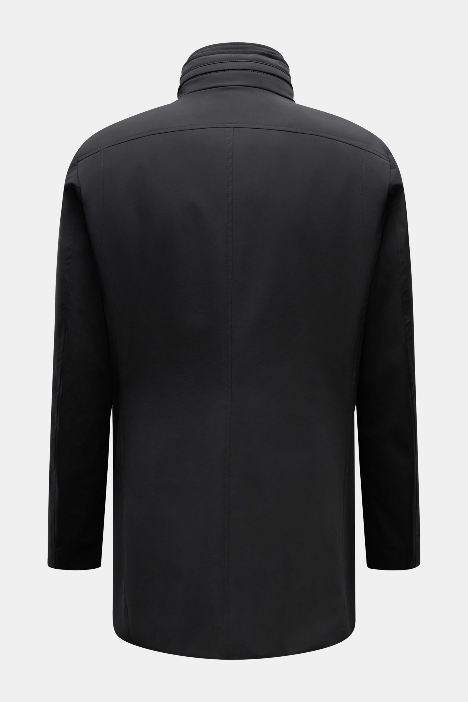 Moorer Kurzmantel 'Edgar' schwarz von hinten, Slim Fit, wasserabweisende Microfaser, Stehkragen mit Leder-Knopfriegel, Kapuze im Kragen.