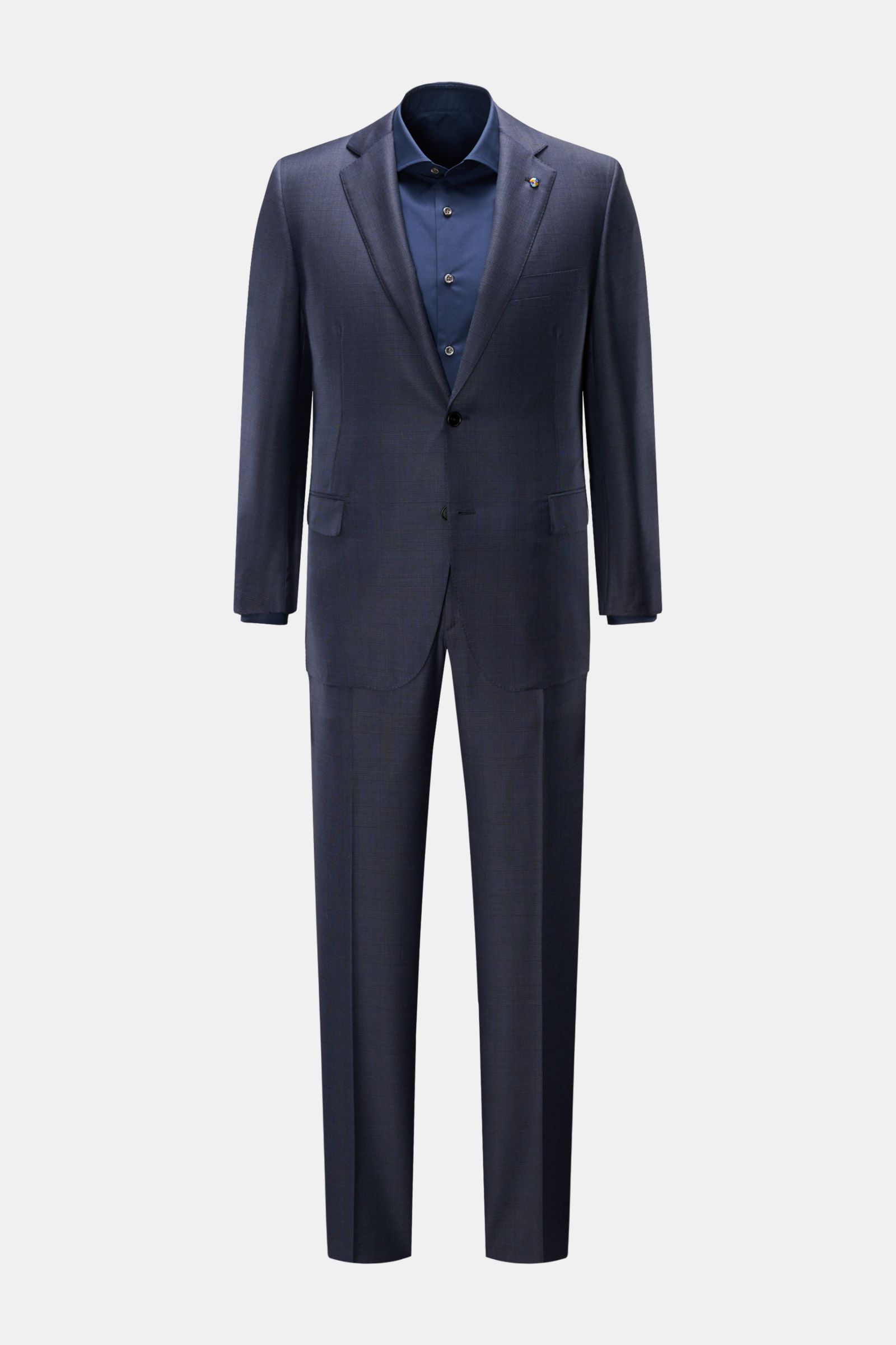Belvest Anzug graublau meliert/schwarz kariert, front view of slim fit wool Glencheck suit with two-button jacket, notch lapel, flap pockets, and straight trousers.