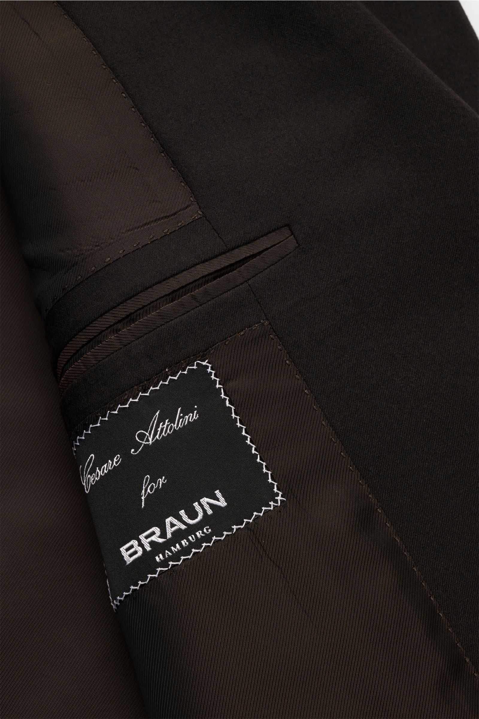 Cesare Attolini Anzug dunkelbraun