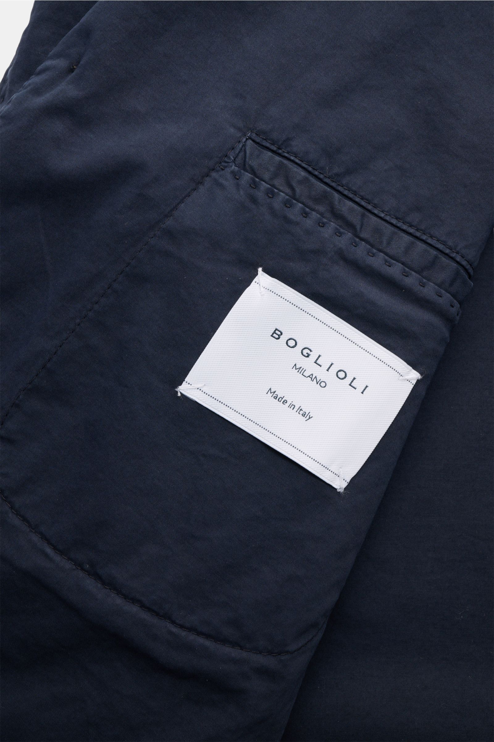 Boglioli Anzug 'K. Jacket' navy in Nahaufnahme von innen mit Baumwoll-Twill, tailliertem Sakko, Slim Fit und weichem Griff, garment dyed.