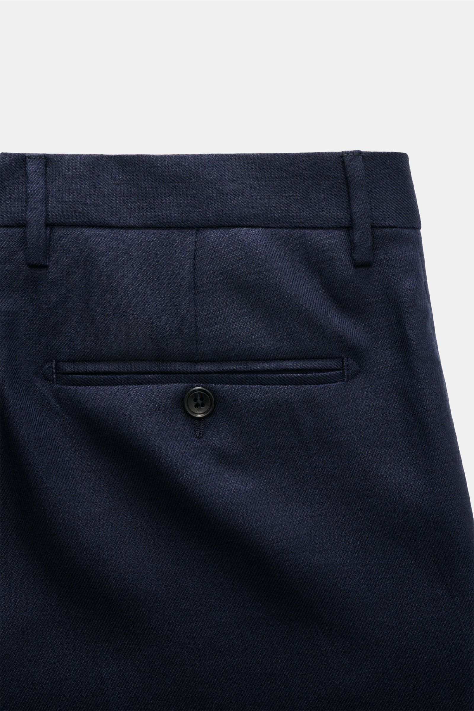 Tagliatore Leinenanzug 'Vesuvio' navy, Detailansicht der halb gefütterten Hose mit französischer Tasche, Uhrentasche, Knopf und offenem Saum, Slim Fit, reines Leinen.