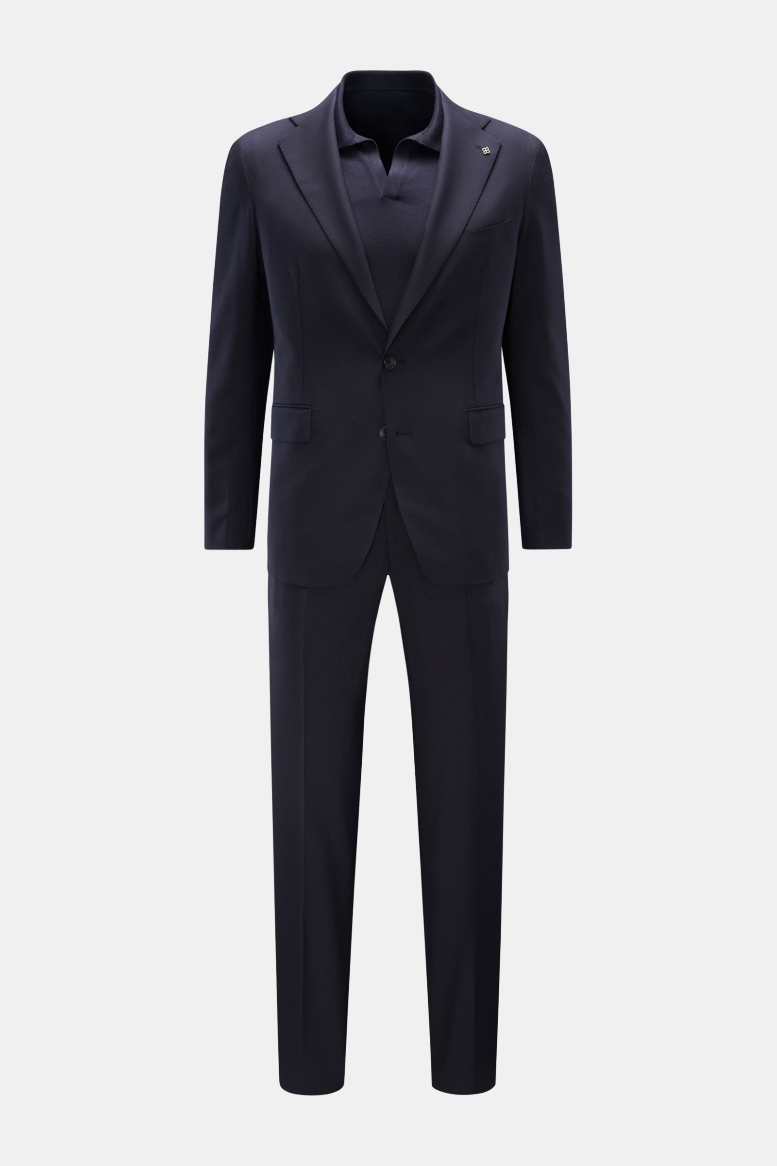 Tagliatore Anzug 'Vesuvio' dark navy, frontale Ansicht, schmal geschnittenes Sakko mit zwei Knöpfen und passende Hose aus Schurwolle mit Seidenanteil.
