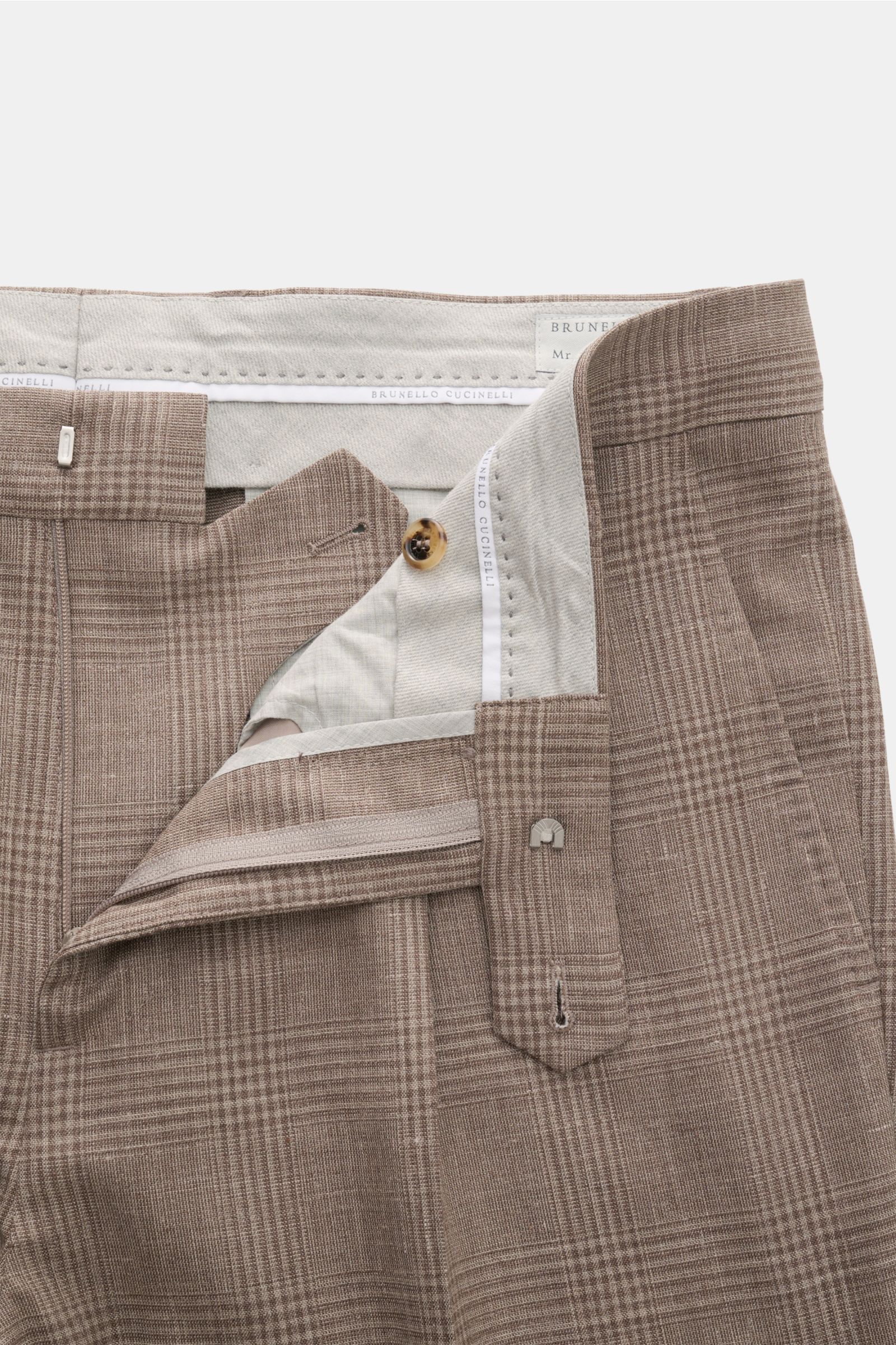 Brunello Cucinelli Anzug graubraun/grau kariert, Detailansicht der geöffneten Bundhöhe mit Reißverschluss und Knopf, Wolle-Seide-Leinen-Mix.