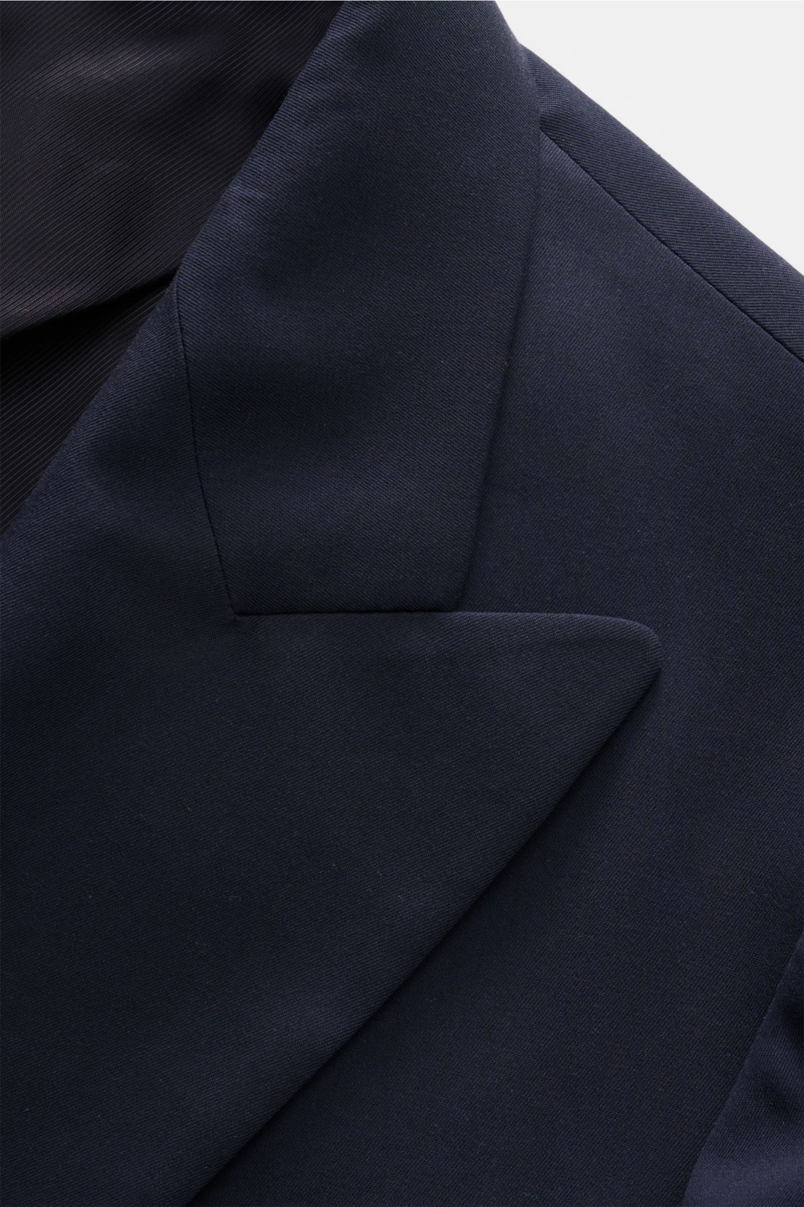 Doppiaa Anzug 'Aanversant' navy, Detailaufnahme Revers und Innenfutter aus reiner Baumwolle, weicher Griff, zweireihiges Sakko, Unconstructed Design.